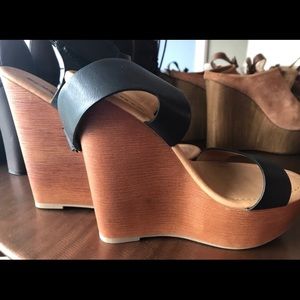 SODA Wedges Size 6.5